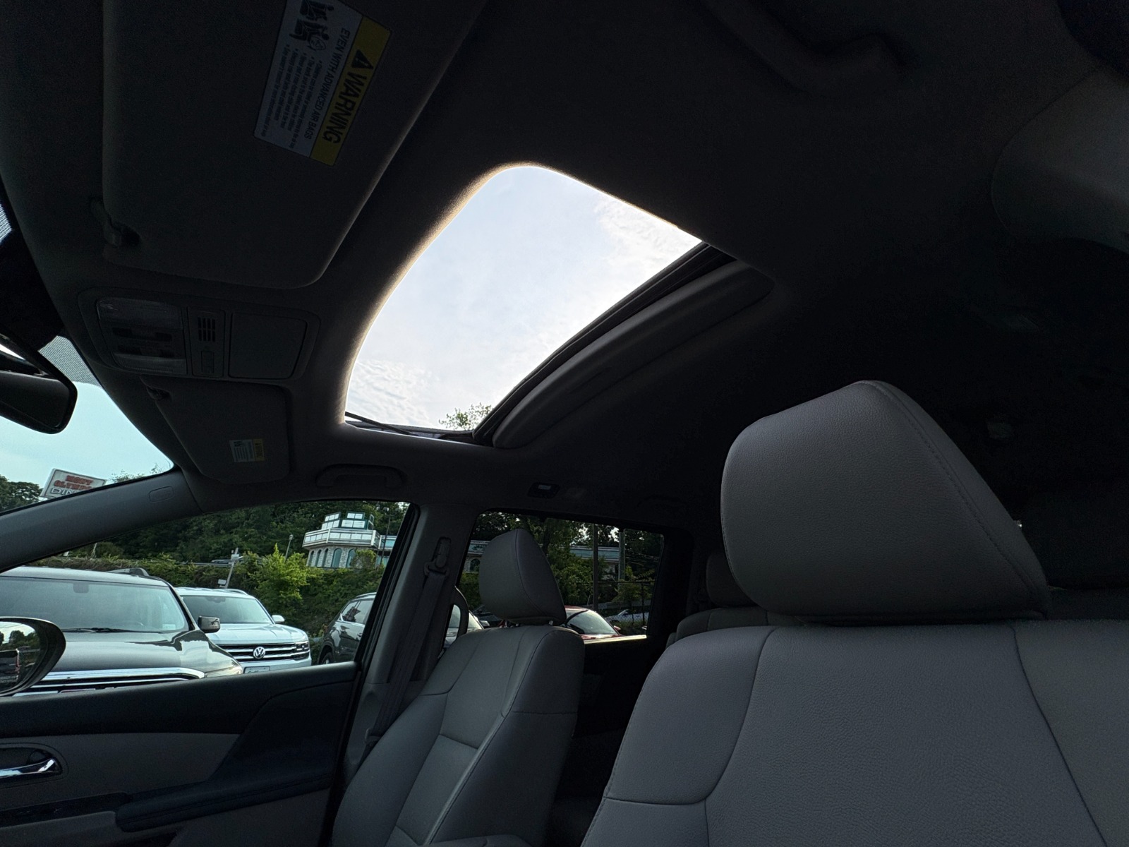 2016 Honda Odyssey 49