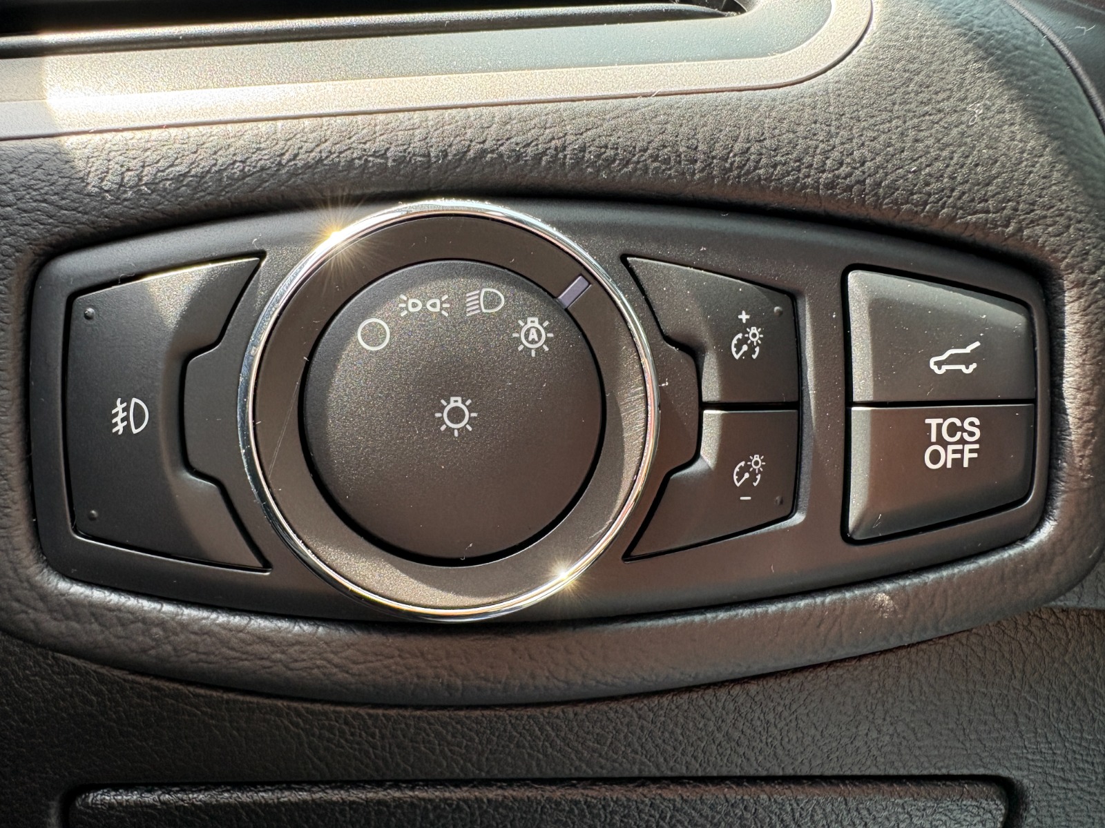 2022 Ford Edge SEL - Photo 41