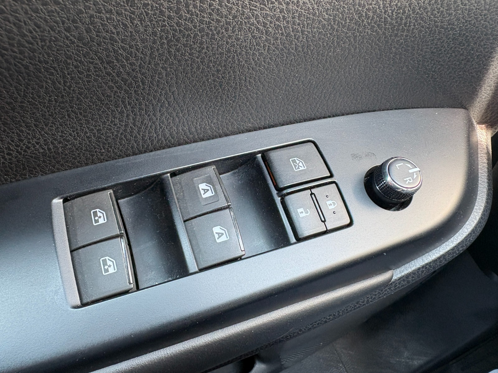 2019 Toyota Highlander XLE - Photo 38