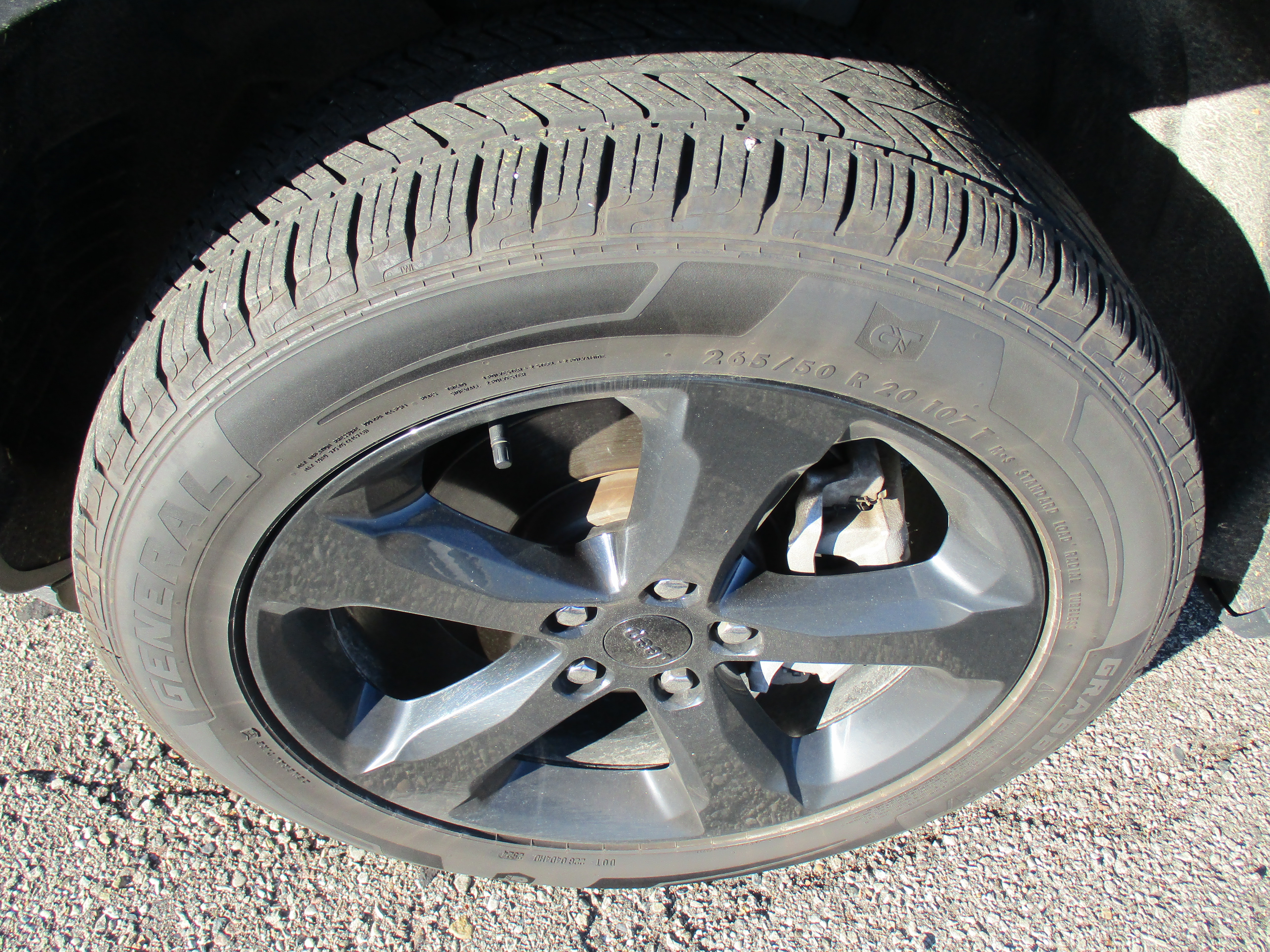 Used 2023 BROWN Jeep Limited image 11