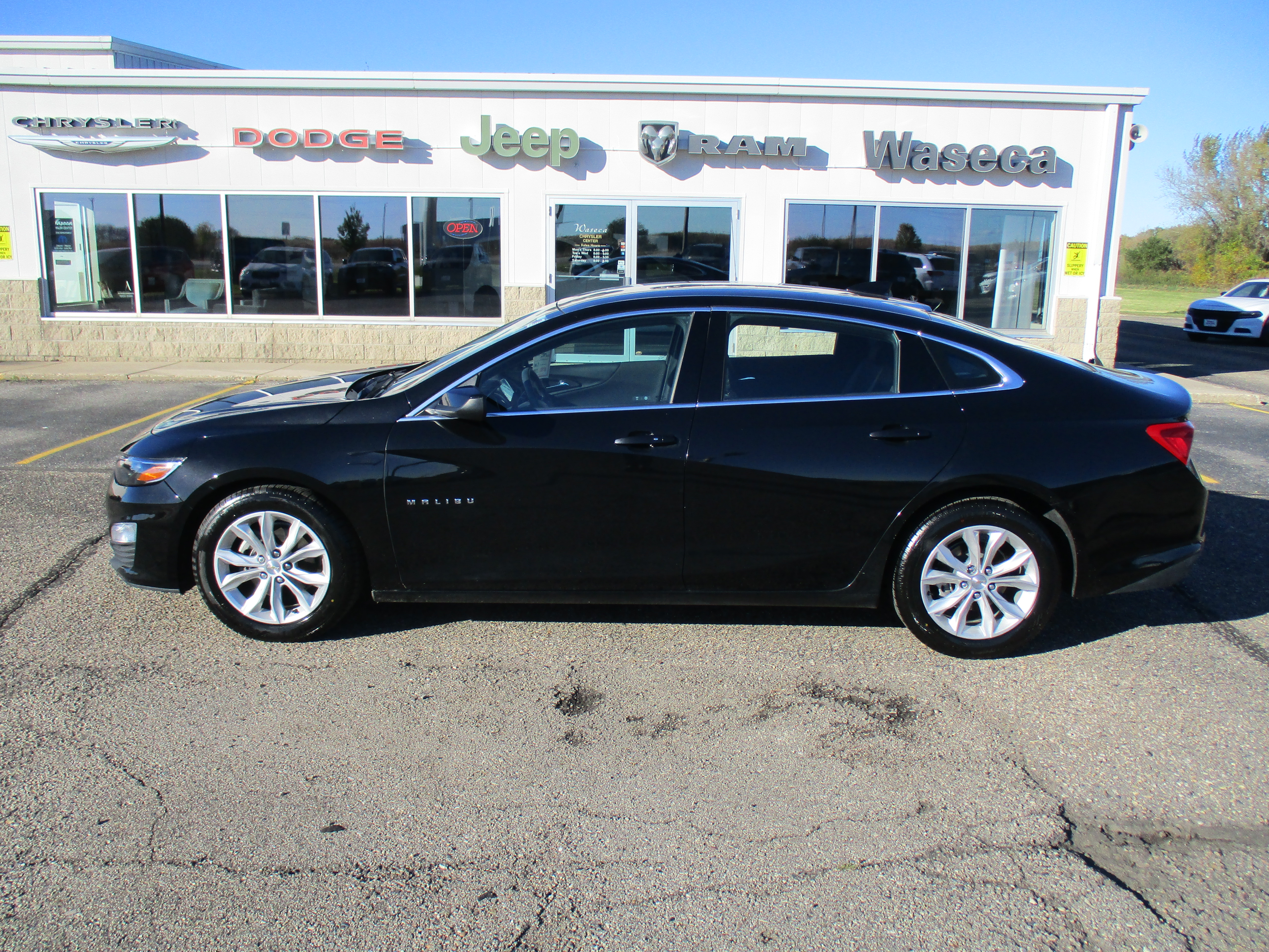 Used 2025 Chevrolet Malibu 1LT with VIN 1G1ZD5ST3SF119797 for sale in Waseca, MN
