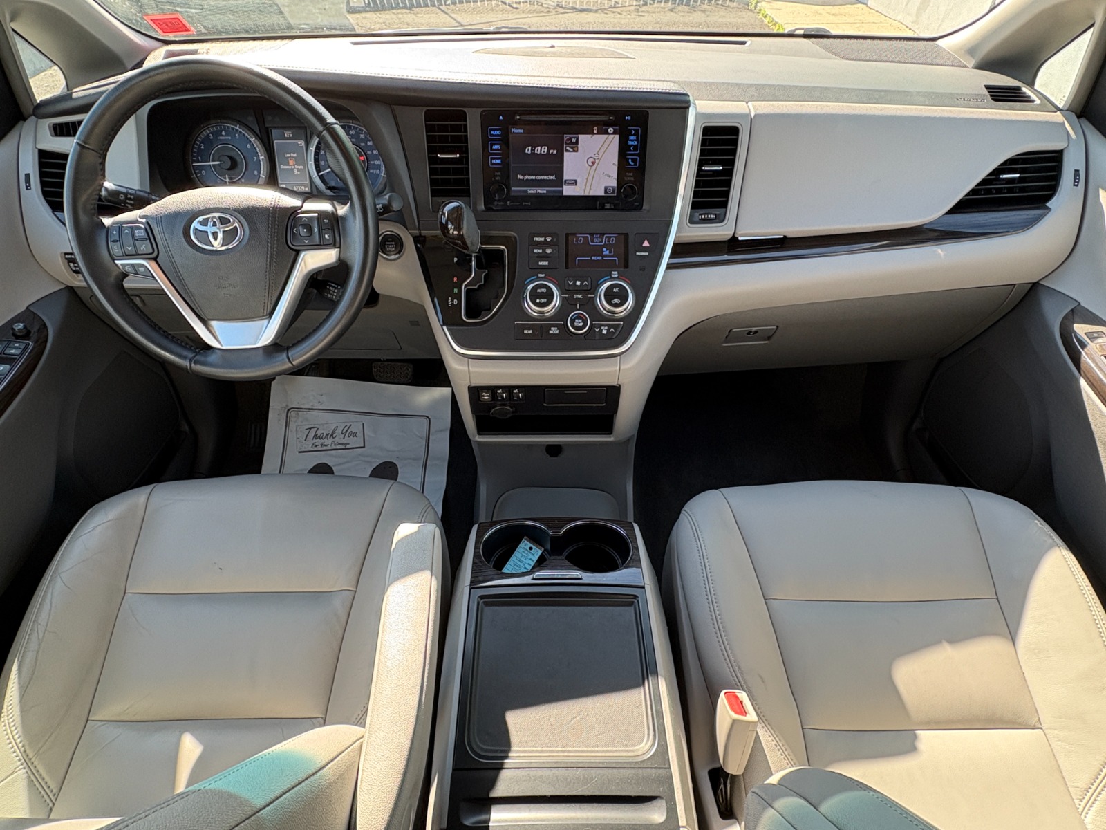 2016 Toyota Sienna 15