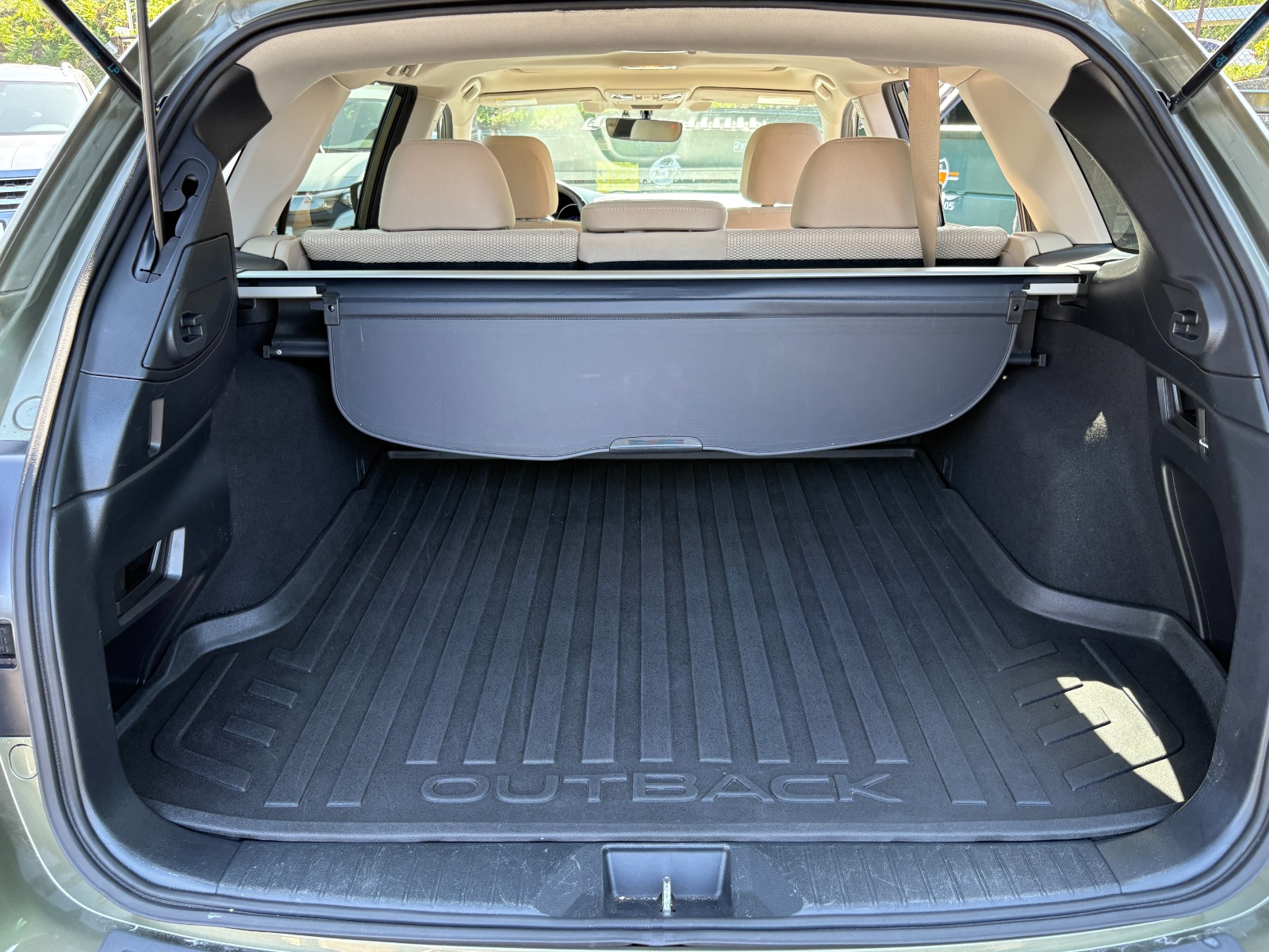 2017 Subaru Outback 23