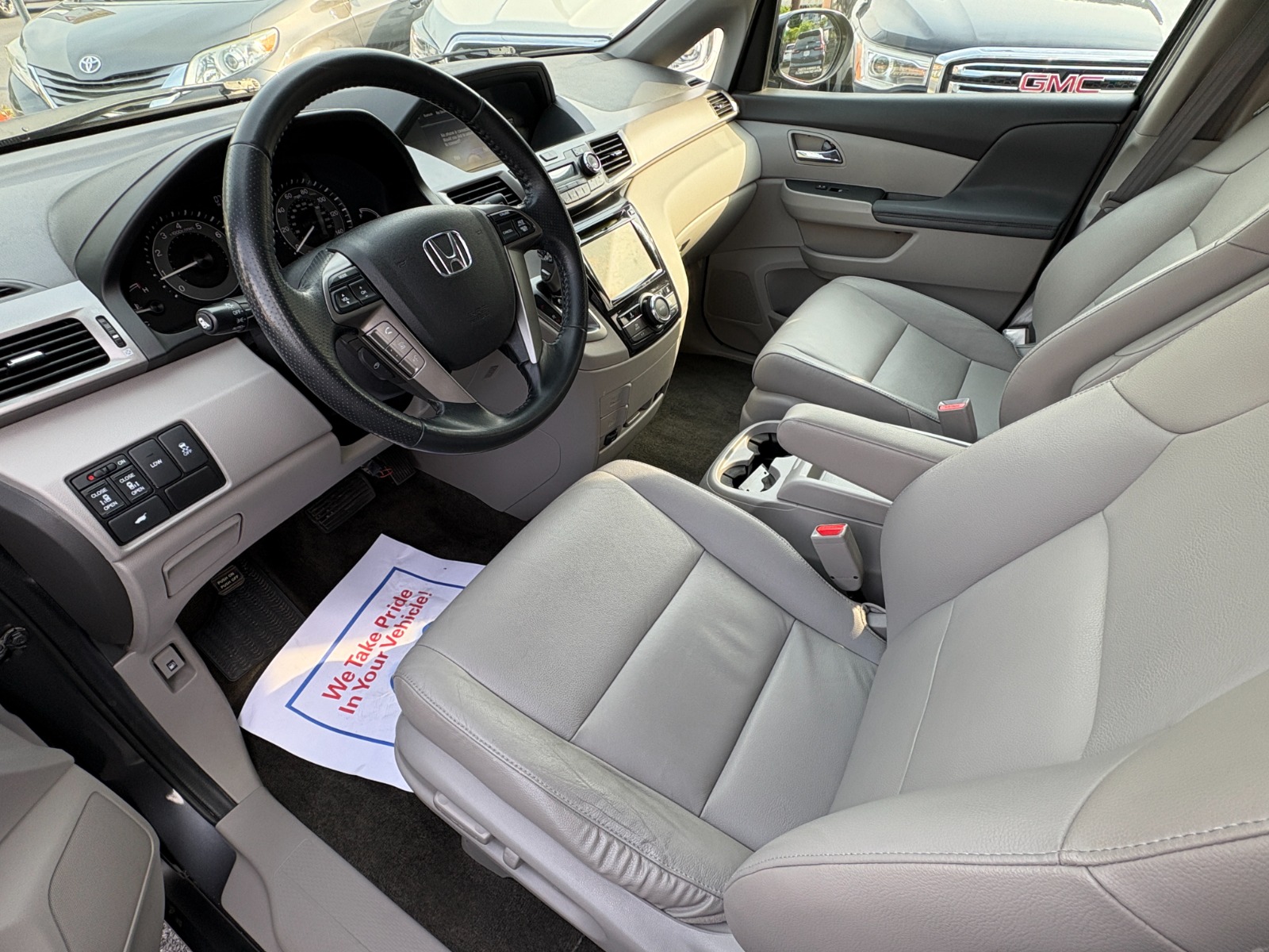 2016 Honda Odyssey 17
