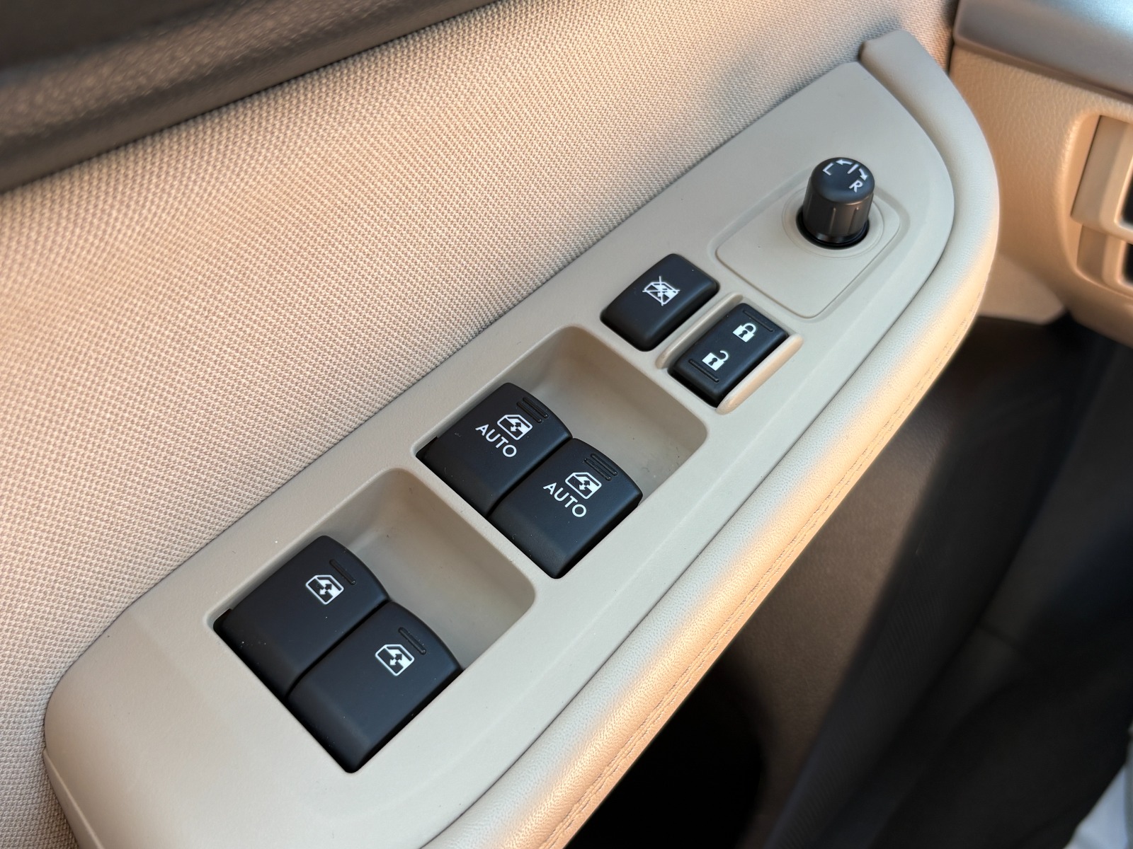 2017 Subaru Outback 41