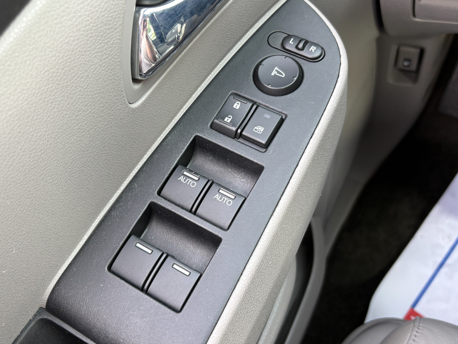 2016 Honda Odyssey 43