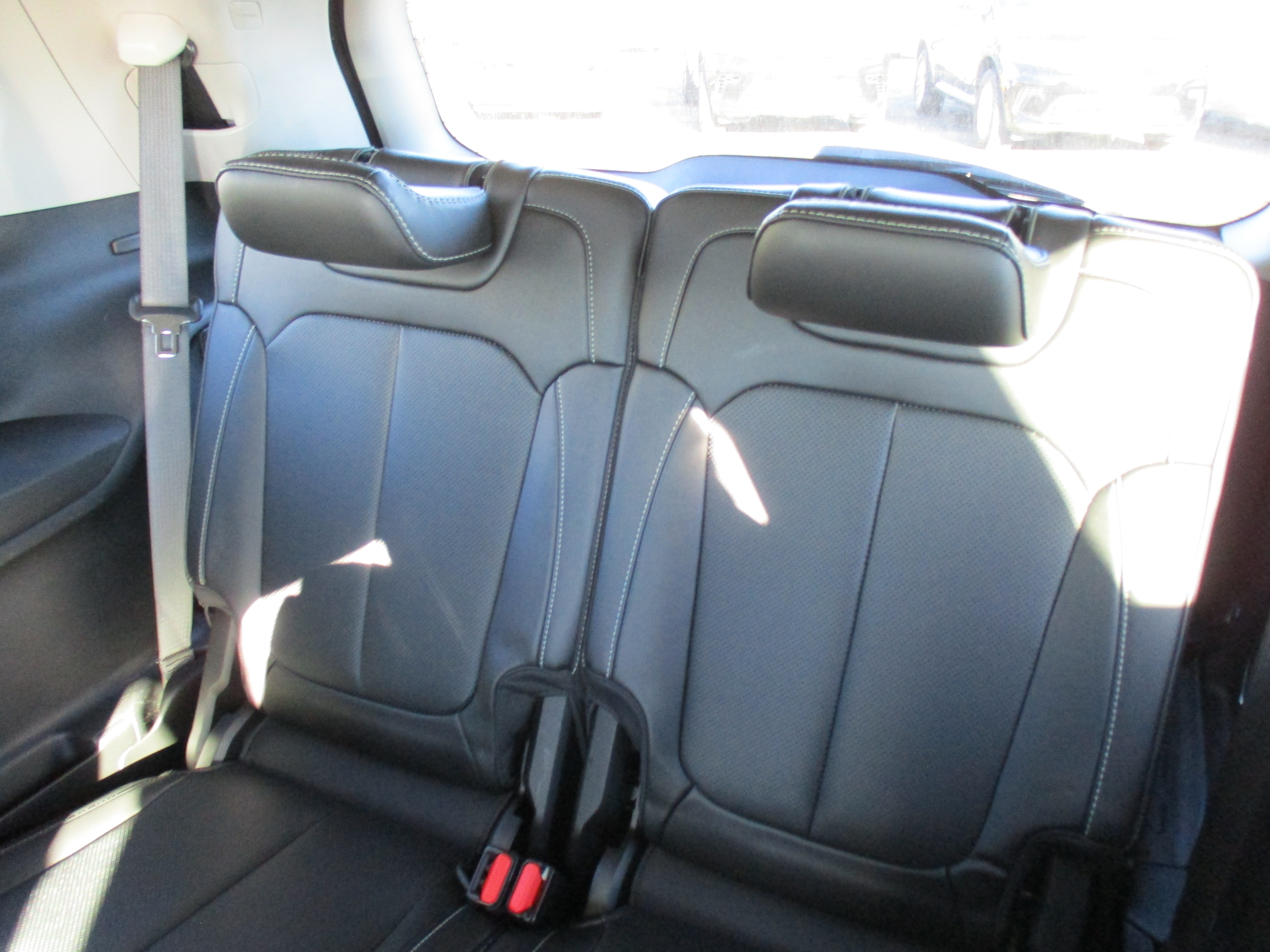 Used 2023 BROWN Jeep Limited image 16