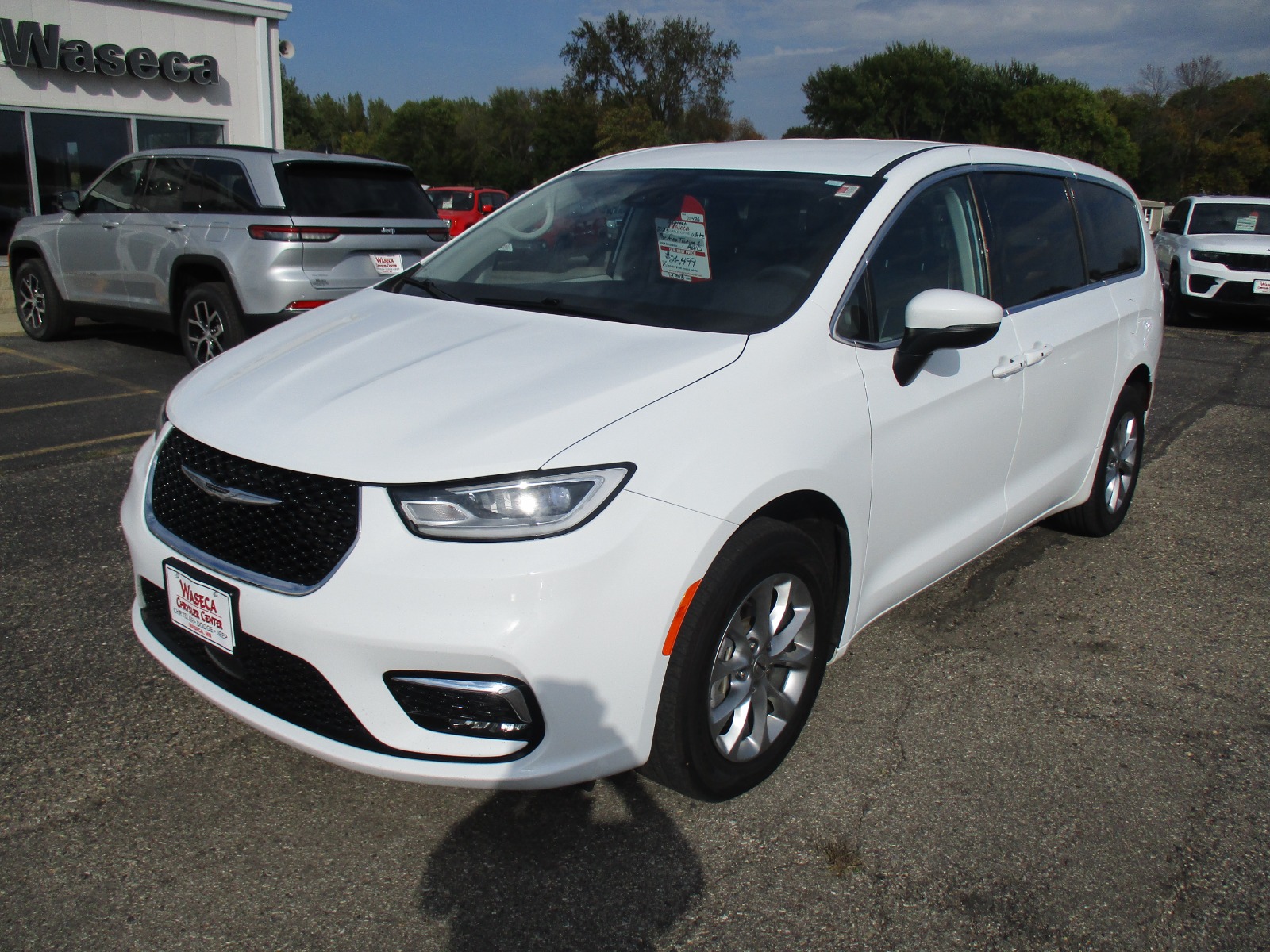 2023 Chrysler Pacifica Touring L