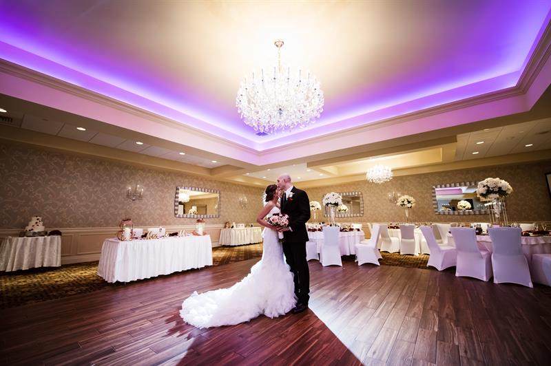 radisson-hotel-crystal-ballroom-freehold-nj-wedding-photography-frank-leah4311366.jpg