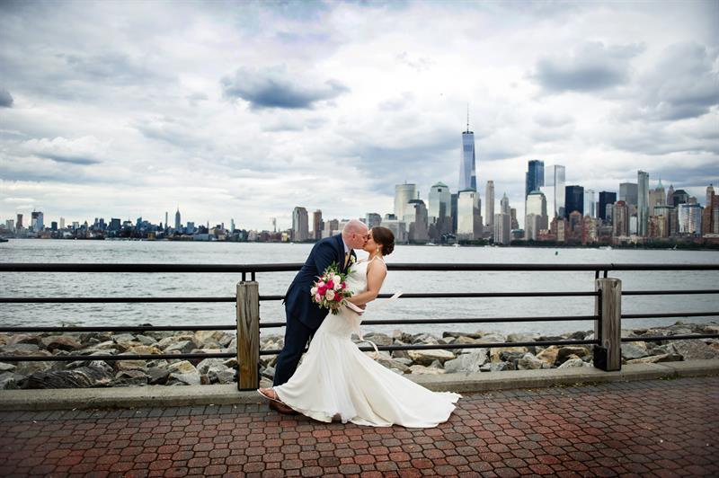 liberty-house-jersey-city-nj-wedding-photography-patrick-jessica4072893.jpg