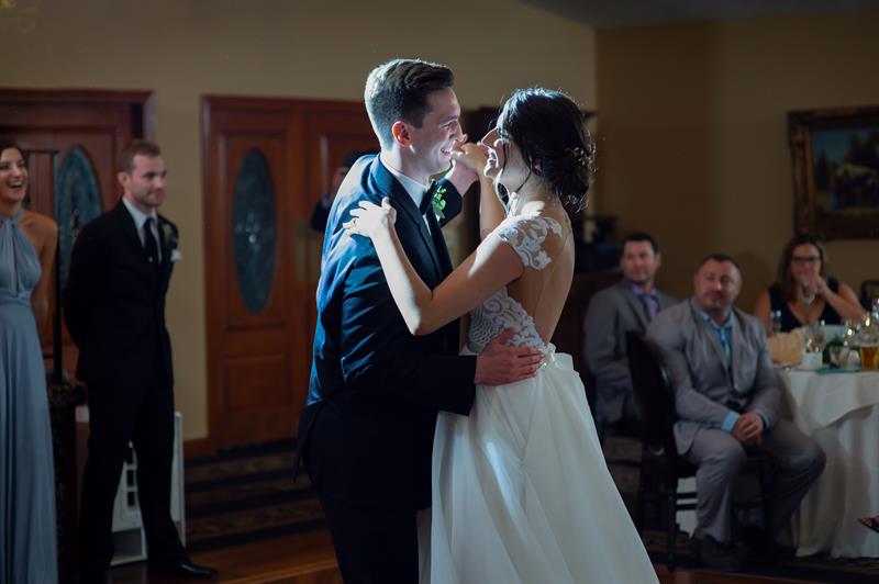 stroudsmoor-country-inn-stroudsmoor-pa-wedding-photography-alex-marissa3677161.jpg