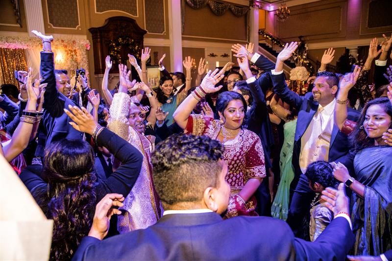 the-palace-at-somerset-park-somerset-nj-wedding-photography-santhosh-tina3417022.jpg
