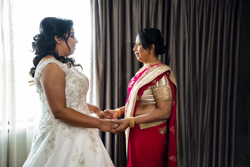 the-palace-at-somerset-park-somerset-nj-wedding-photography-santhosh-tina3505514.jpg
