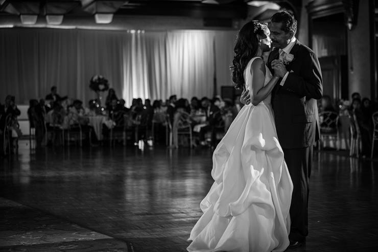 crest-hollow-country-club-woodbury-ny-wedding-photography-toby-jenny3705561.jpg