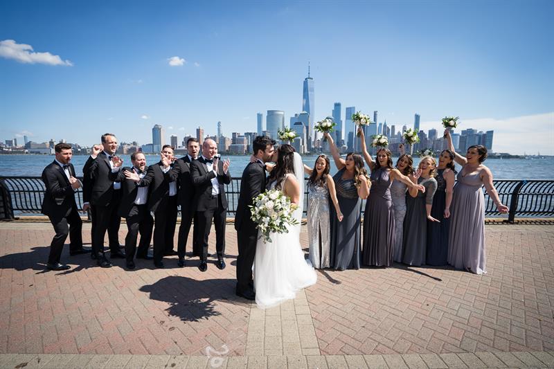 maritime-parc-jersey-city-nj-wedding-photography-dave-lauren4143417.jpg