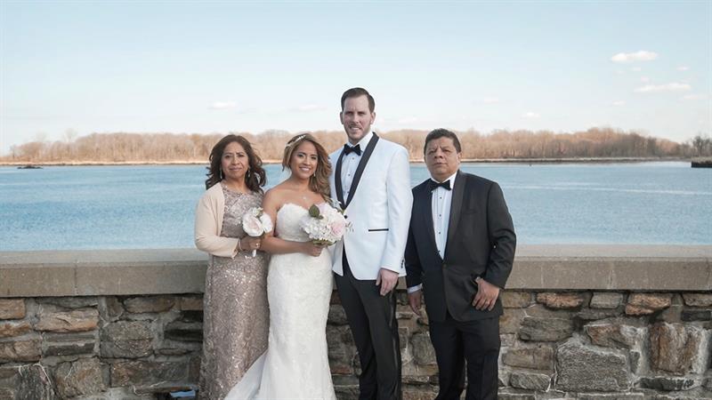 glen-island-harbour-club-new-rochelle-ny-wedding-photography-nicholas-stephanie2214717.jpg