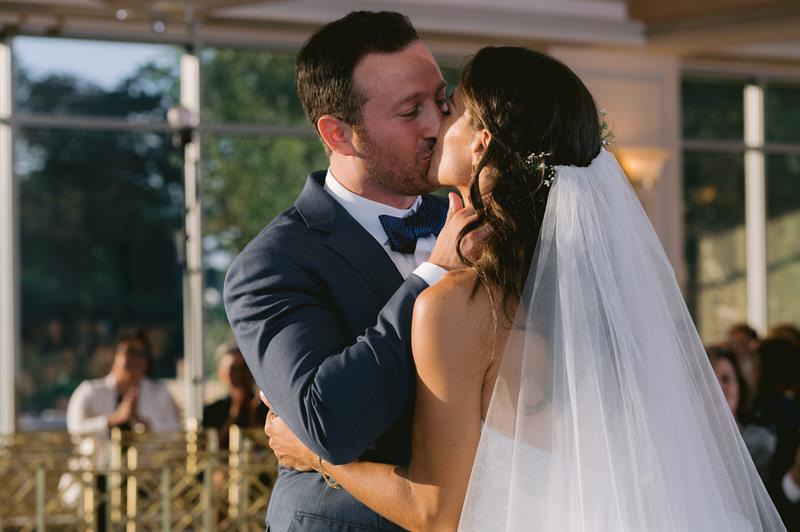 glen-island-harbour-club-new-rochelle-ny-wedding-photography-kevin-lisa3127377.jpg