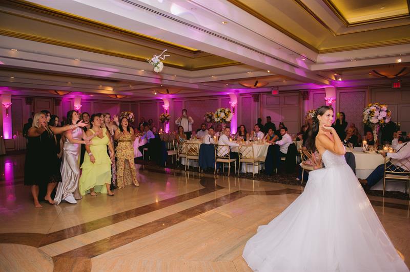 glen-island-harbour-club-new-rochelle-ny-wedding-photography-kevin-lisa4066879.jpg