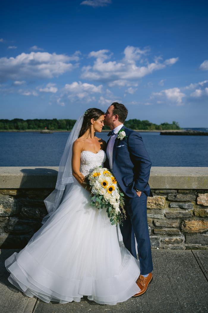 glen-island-harbour-club-new-rochelle-ny-wedding-photography-kevin-lisa4452407.jpg