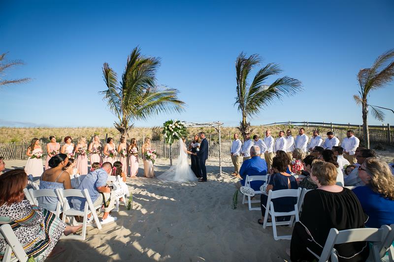 the-sea-shell-resort-beach-haven-nj-wedding-photography-louis-kendall1616132.jpg