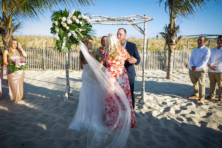 the-sea-shell-resort-beach-haven-nj-wedding-photography-louis-kendall1664041.jpg