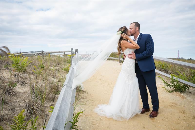 the-sea-shell-resort-beach-haven-nj-wedding-photography-louis-kendall4064197.jpg
