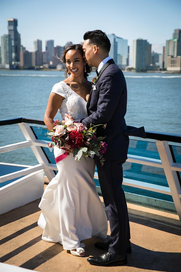 hornblower-cruises-new-york-ny-wedding-photography-justin-eileen3289507.jpg