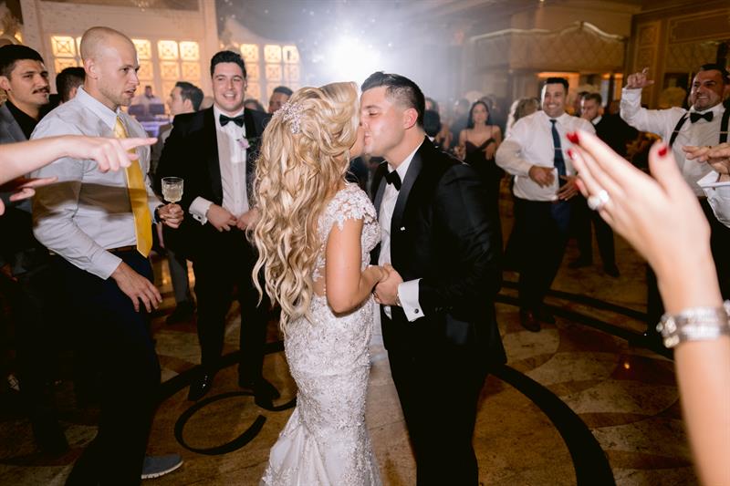 the-venetian-garfield-nj-wedding-photography-gianluca-ashley3042450.jpg