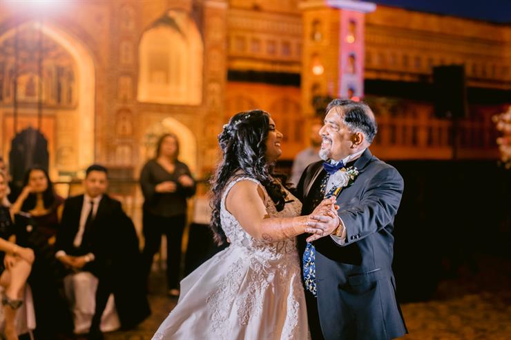 royal-alberts-palace-fords-nj-wedding-photography-thomas-sonali3887672.jpg