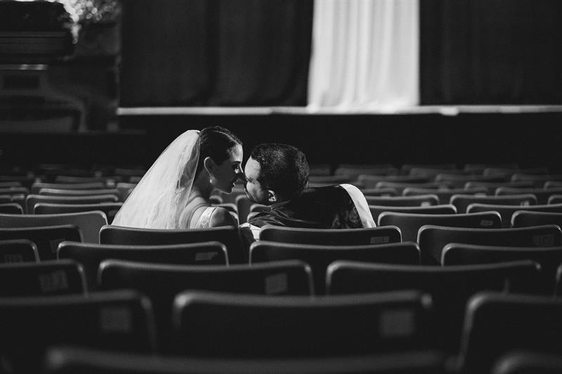 loews-jersey-theatre-jersey-city-nj-wedding-photography-bryan-lisa3085052.jpg