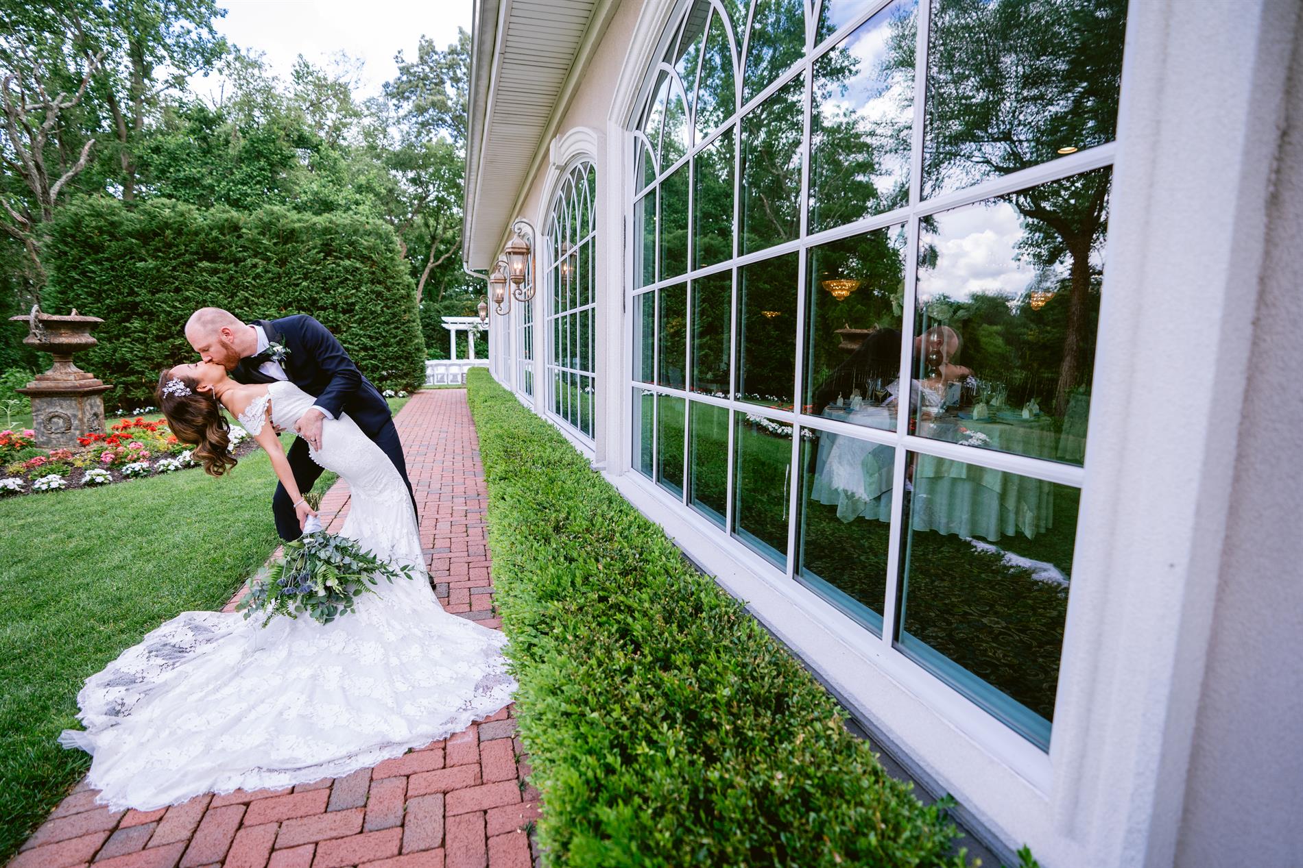 Linda & Dan Wedding Photos