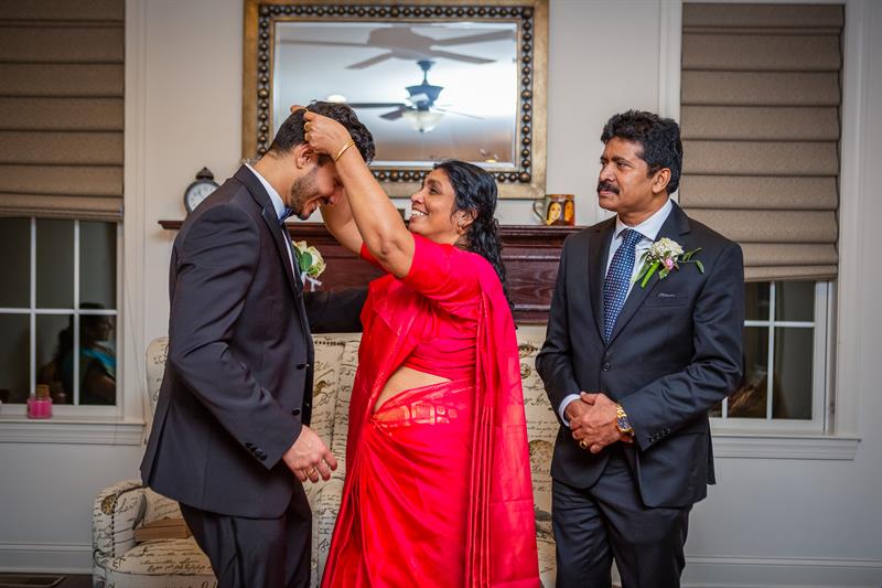 deewan-banquet-piscataway-nj-wedding-photography-alex-soumya4202931.jpg