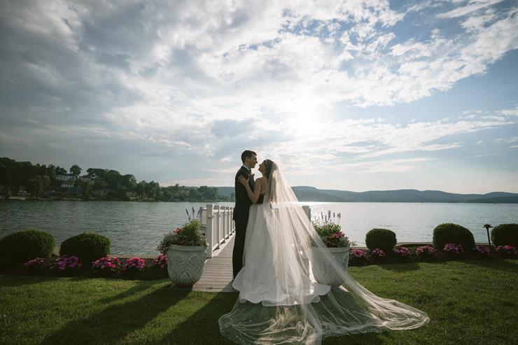 candlewood-inn-brookfield-ct-wedding-photography-taylor-sofia3330741.jpg