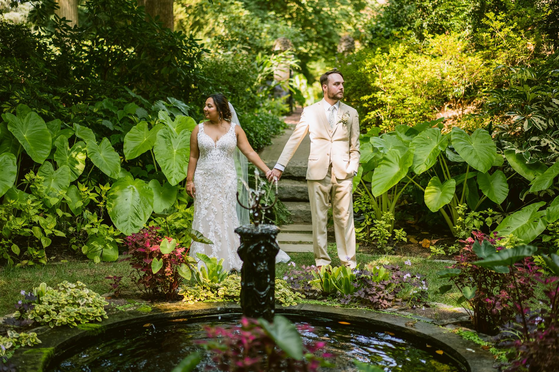 Stephanie & Scott Wedding Photos