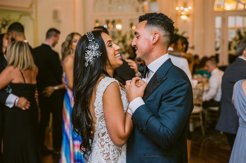crystal-plaza-inc-livingston-nj-wedding-photography-george-ilianna2207467.jpg