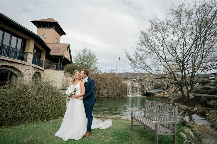 grand-cascades-lodge---crystal-springs-hamburg-nj-wedding-photography-timothy-julia2401832.jpg