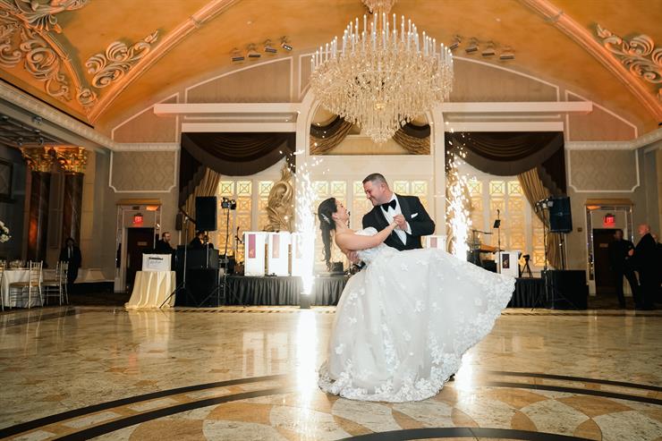 the-venetian-garfield-nj-wedding-photography-justin-christina3402659.jpg