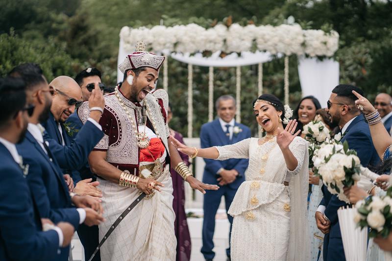 the-palace-at-somerset-park-somerset-nj-wedding-photography-vishva-jamie2903458.jpg