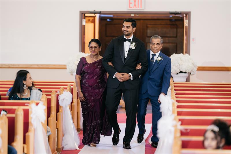 the-palace-at-somerset-park-somerset-nj-wedding-photography-vishva-jamie2970184.jpg
