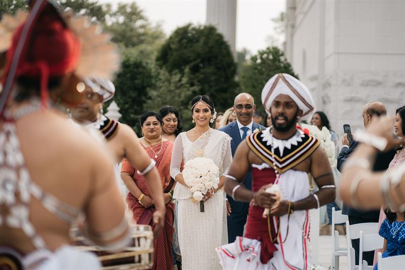 the-palace-at-somerset-park-somerset-nj-wedding-photography-vishva-jamie4185164.jpg