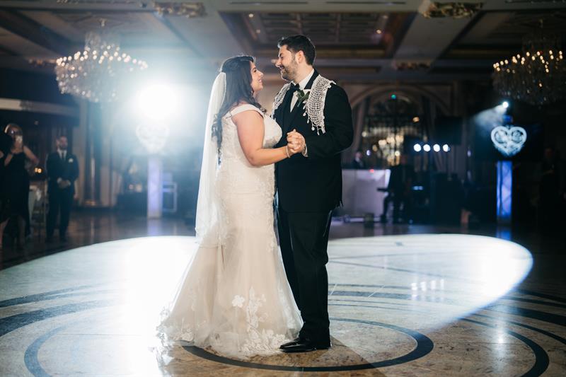 the-venetian-garfield-nj-wedding-photography-john-ioanna3553461.jpg