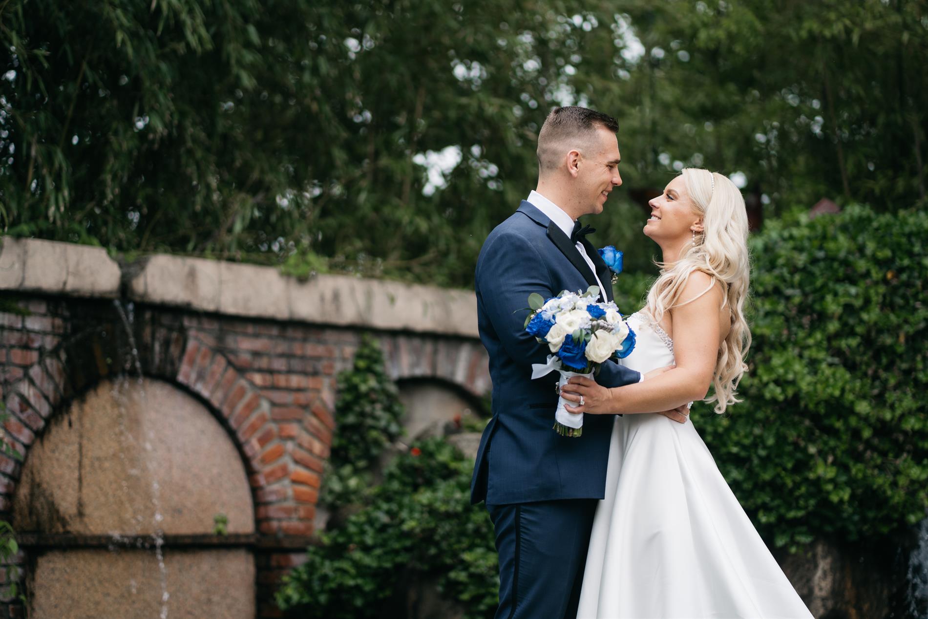 Amanda & Paul Wedding Photos