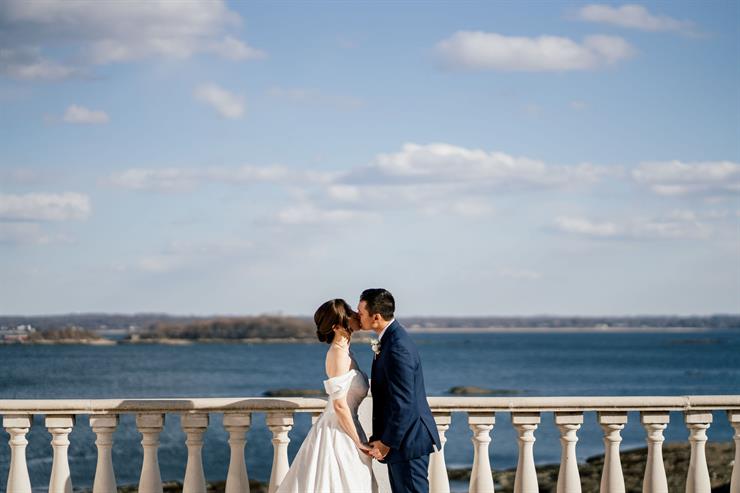 surf-club-on-the-sound-new-rochelle-ny-wedding-photography-james-sara2909695.jpg