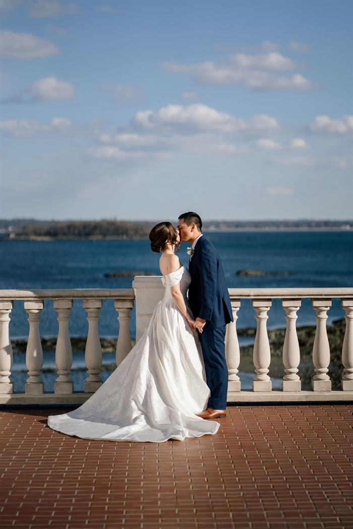 surf-club-on-the-sound-new-rochelle-ny-wedding-photography-james-sara3980801.jpg