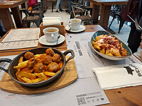 Lunch in Granada