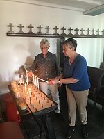 Kaars Anny en Nelly