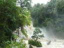 Veel water in de waterval