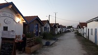 Les Cabaniers