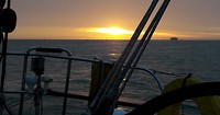 De Solent op, De zon op