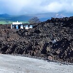 Woonkamer gevuld met lava